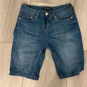 Womens Calvin Klein Jeans Bermuda Shorts size 4